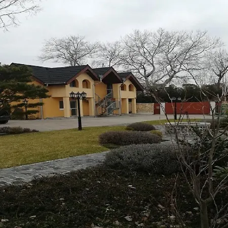 Villa Vizparti Mediterran